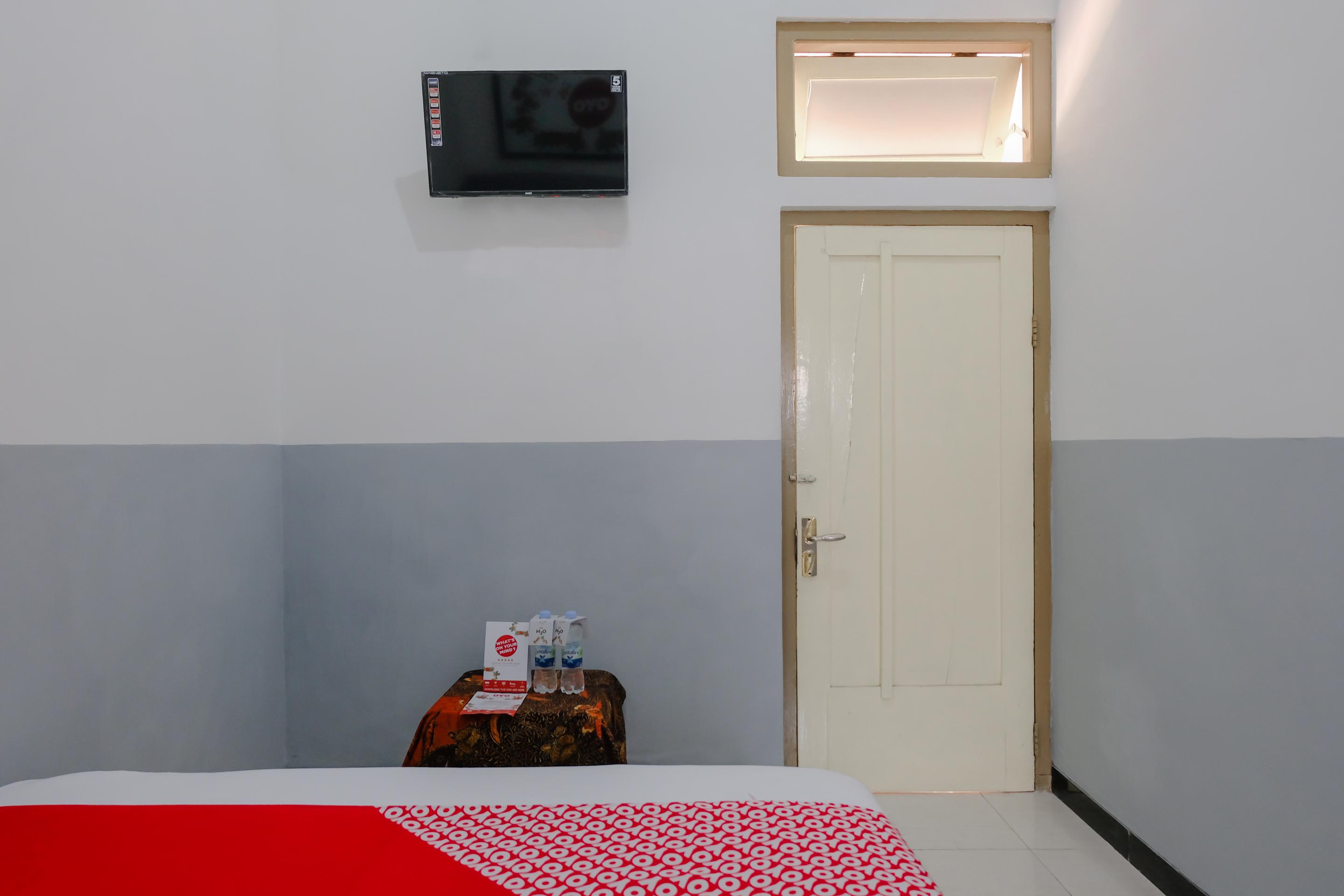 Oyo 1028 Garuda Residence Batu  Esterno foto