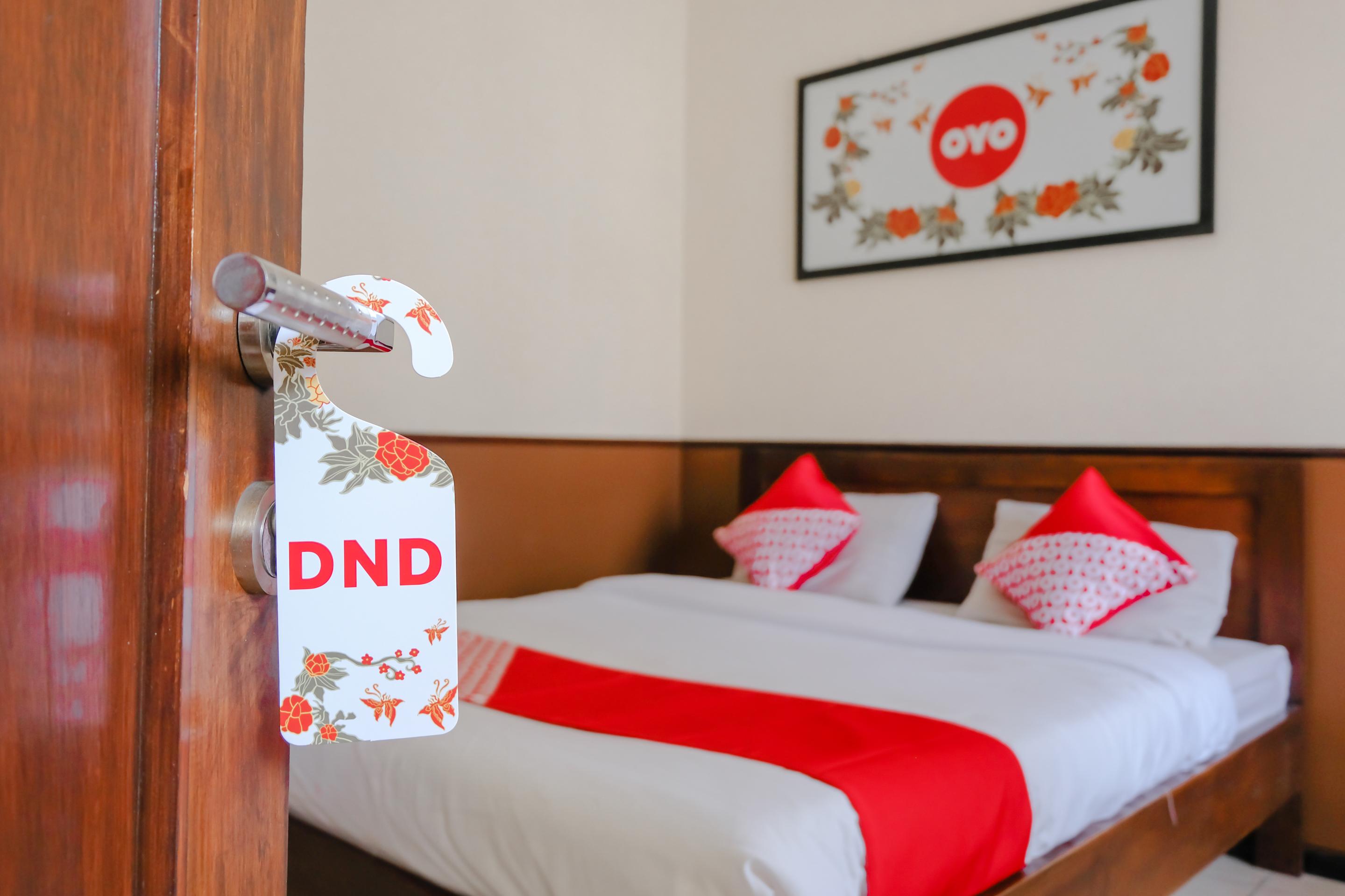 Oyo 1028 Garuda Residence Batu  Esterno foto